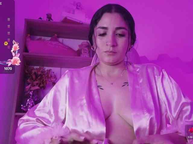 britt-grey webcam