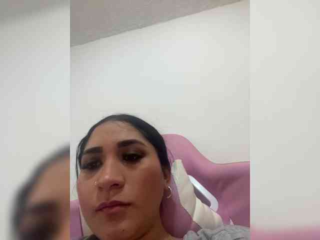 britt-grey webcam