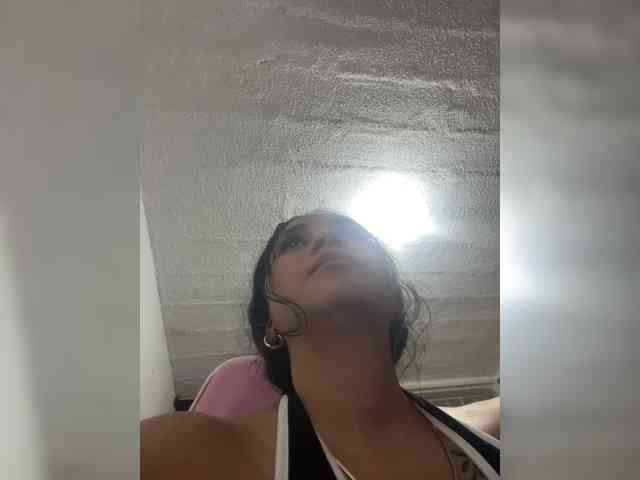 britt-grey webcam