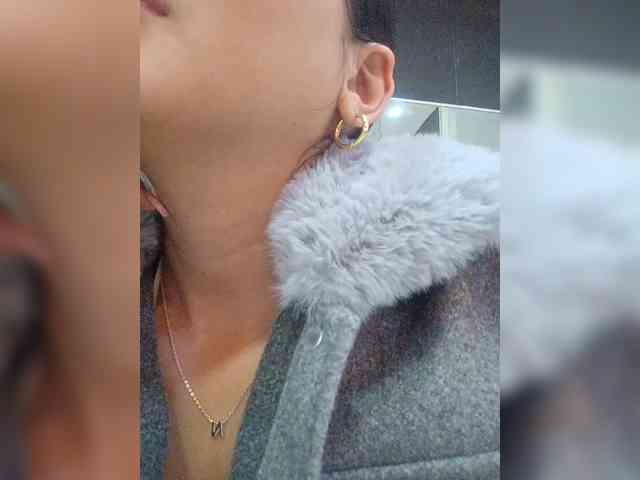 britt-grey webcam