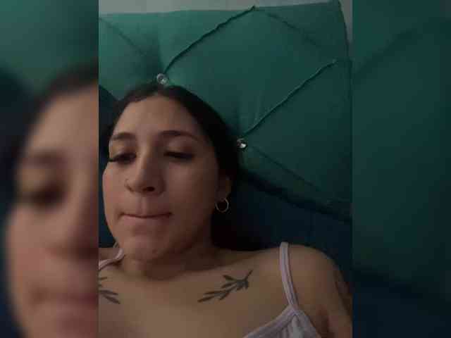 britt-grey webcam