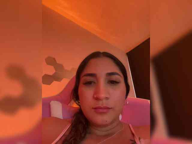 britt-grey webcam
