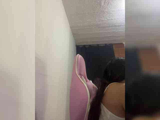 britt-grey webcam