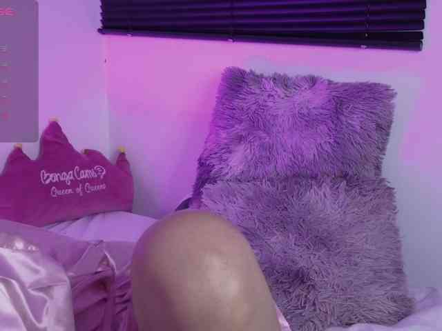 britt-grey webcam