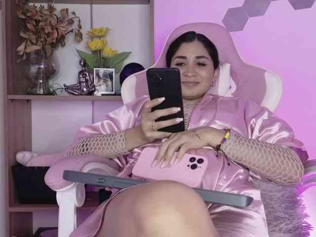 britt-grey webcam