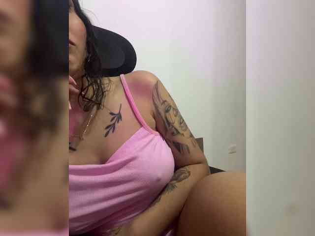 britt-grey webcam