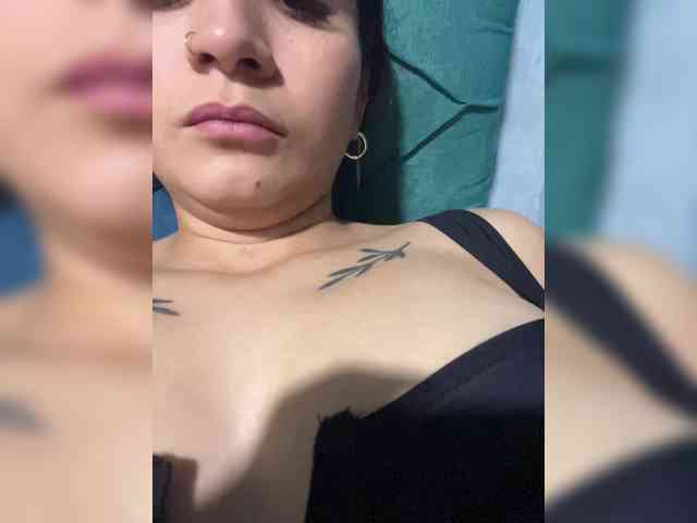 britt-grey webcam