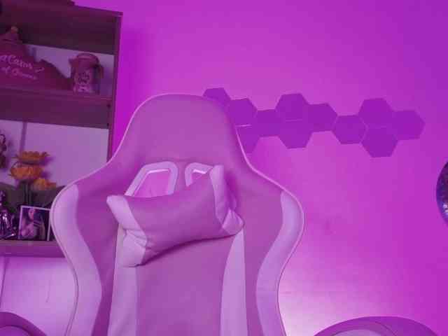 britt-grey webcam