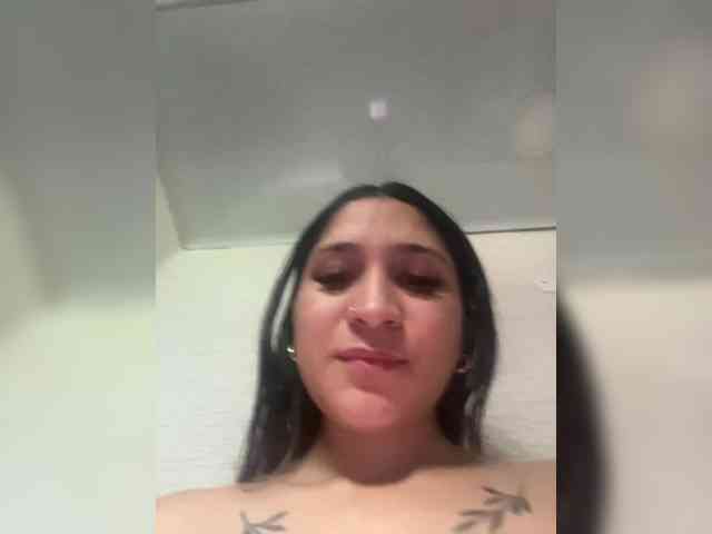 britt-grey webcam