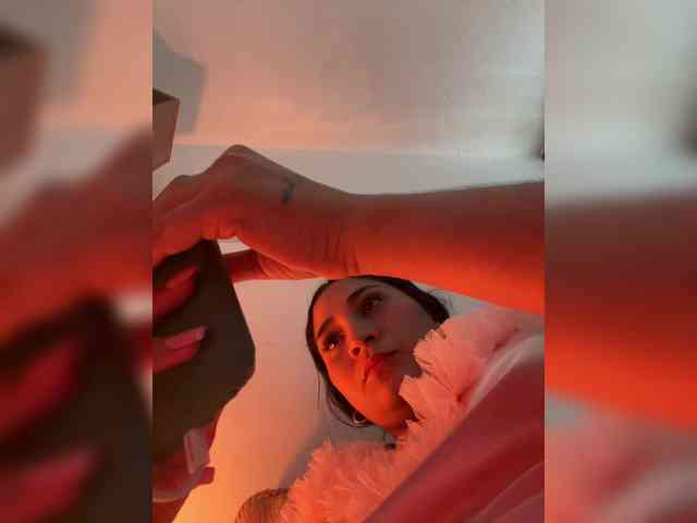 britt-grey webcam