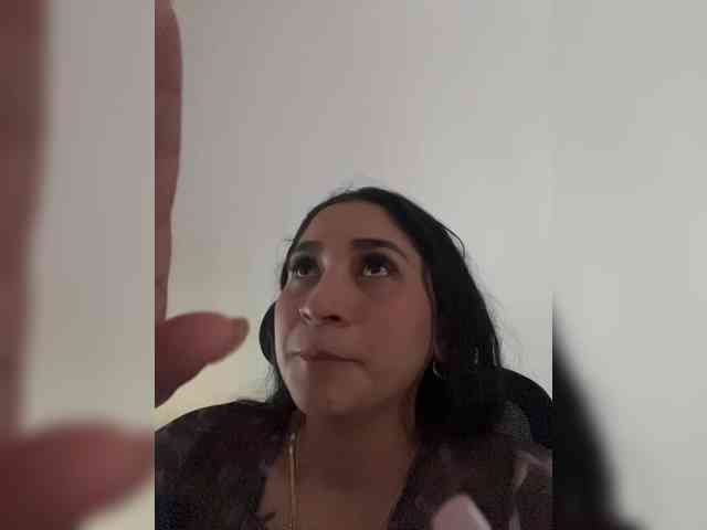 britt-grey webcam