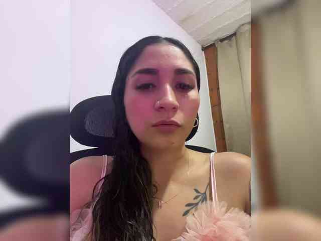 britt-grey webcam