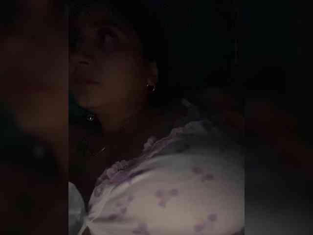britt-grey webcam