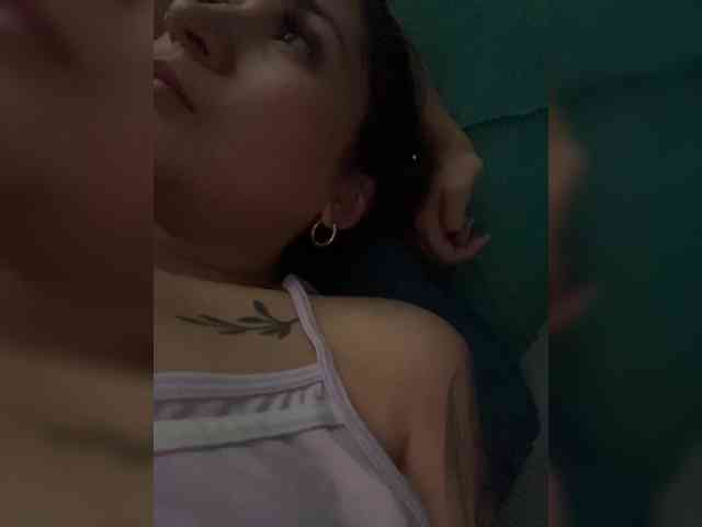britt-grey webcam