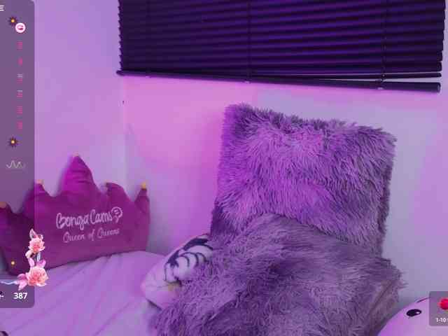 britt-grey webcam