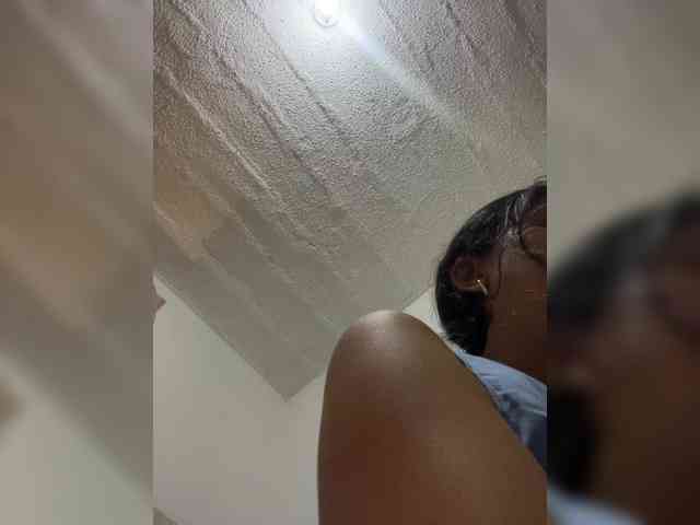 britt-grey webcam