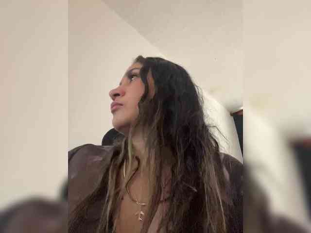 britt-grey webcam