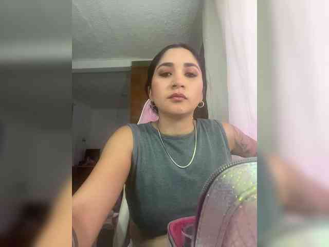 britt-grey webcam