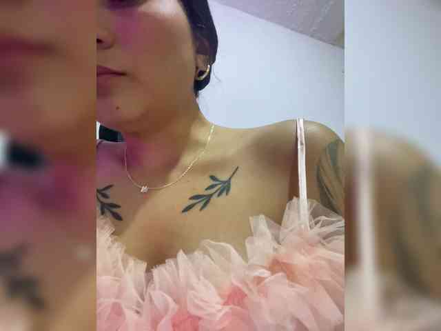 britt-grey webcam