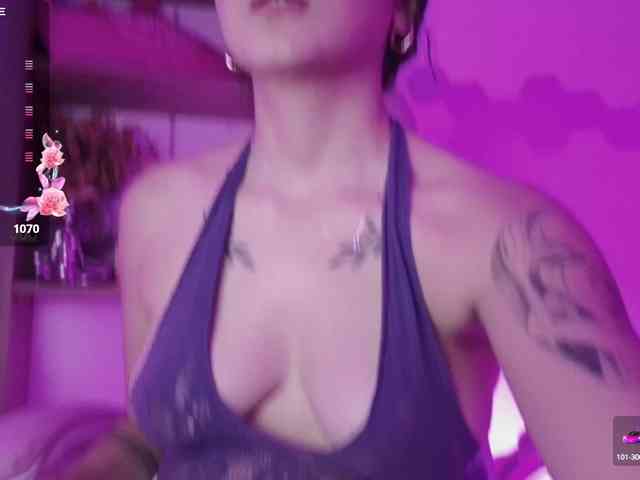 britt-grey webcam