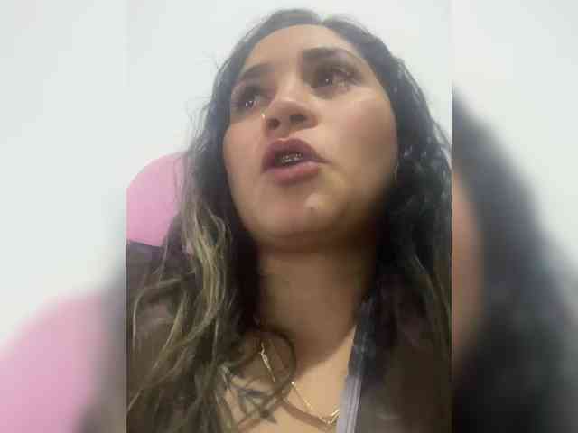 britt-grey webcam