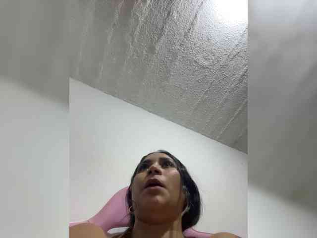britt-grey webcam