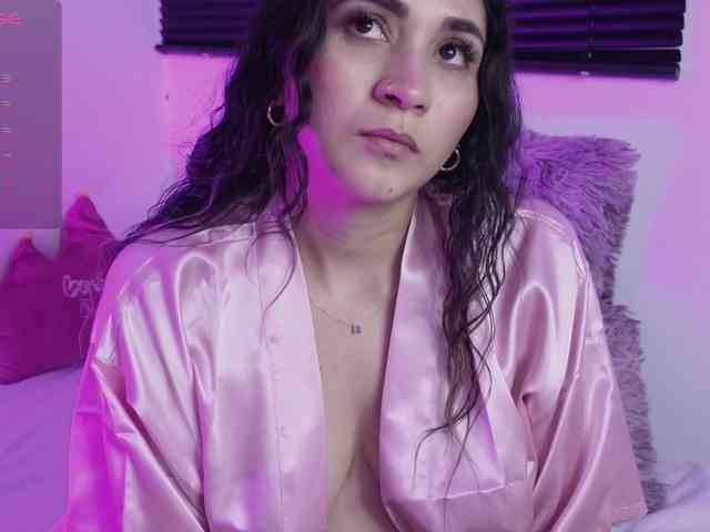 britt-grey webcam