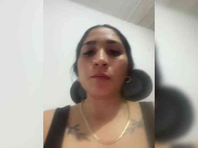 britt-grey webcam