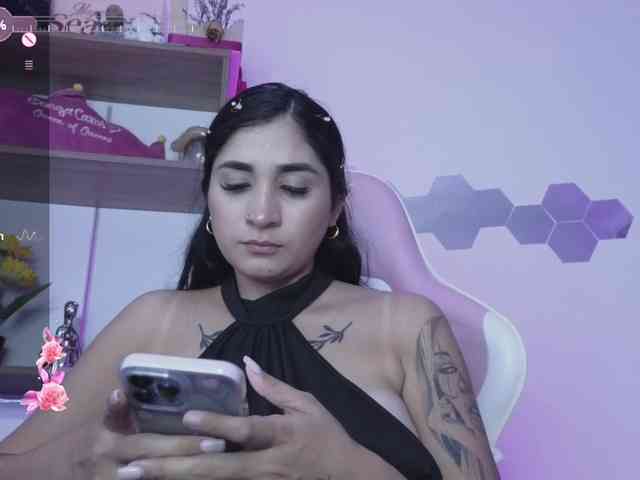 britt-grey britt-grey