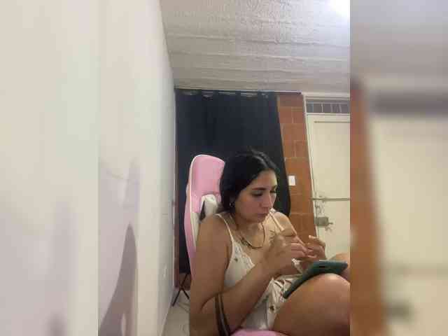 britt-grey webcam