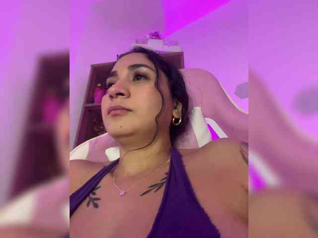 britt-grey webcam