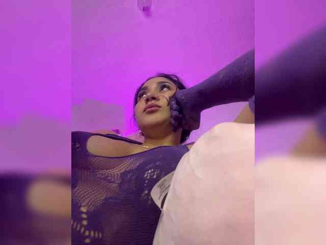britt-grey webcam