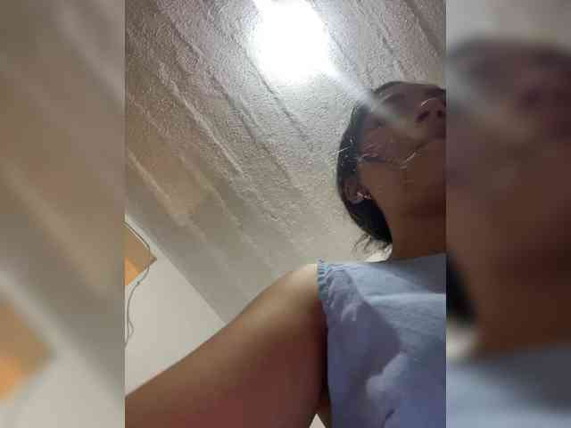 britt-grey webcam