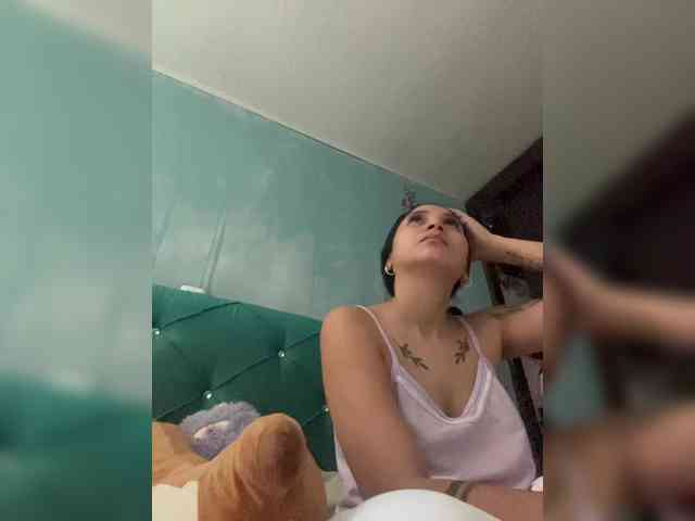 britt-grey webcam