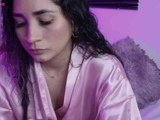 britt-grey webcam