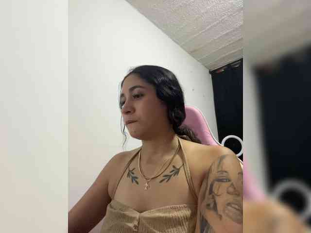 britt-grey webcam