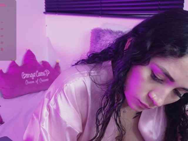 britt-grey webcam