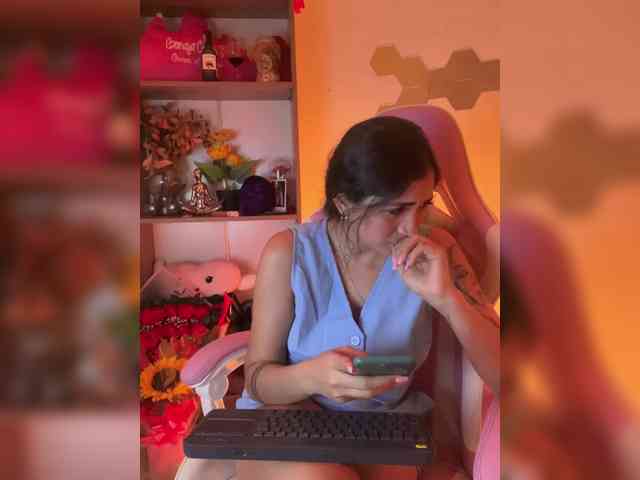 britt-grey webcam