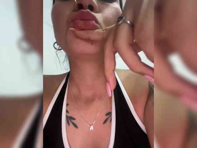 britt-grey webcam