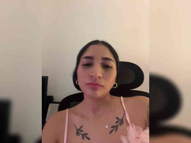 britt-grey webcam