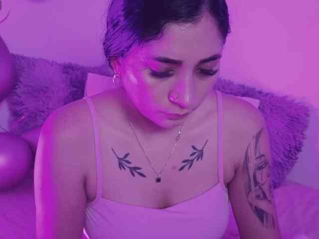 britt-grey britt-grey