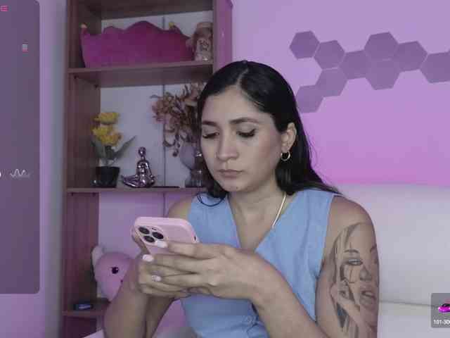 britt-grey webcam