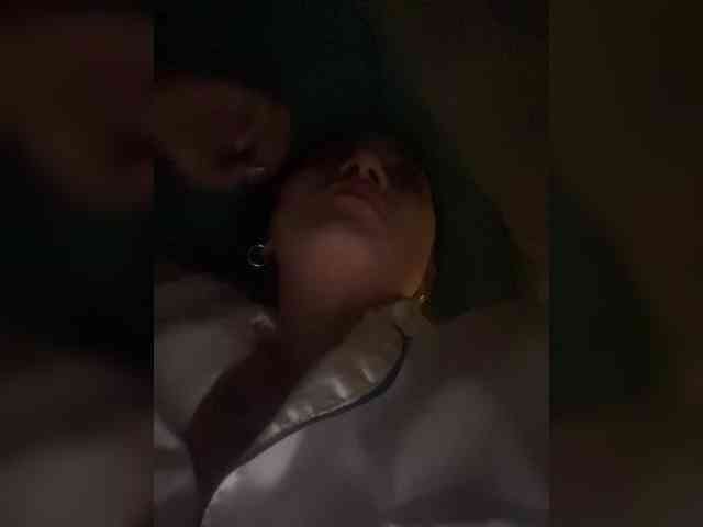 britt-grey webcam