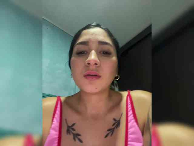 britt-grey webcam