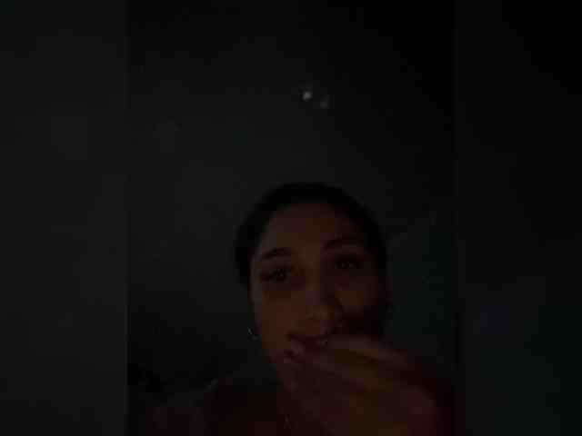 britt-grey webcam