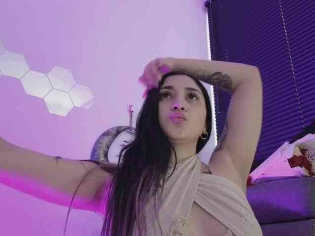 britt-grey britt-grey