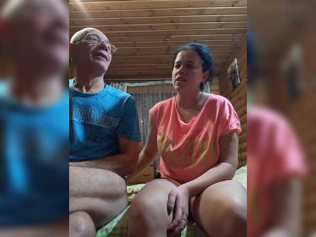 Sex chat gratuit in direct cu CindyXErics pe BongaCams