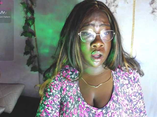 ROOSGONZALEX's BongaCams show and profile