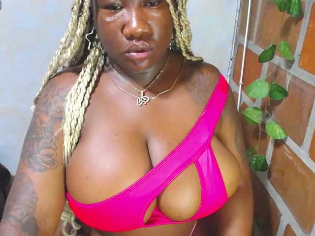 ROOSGONZALEX's BongaCams show and profile