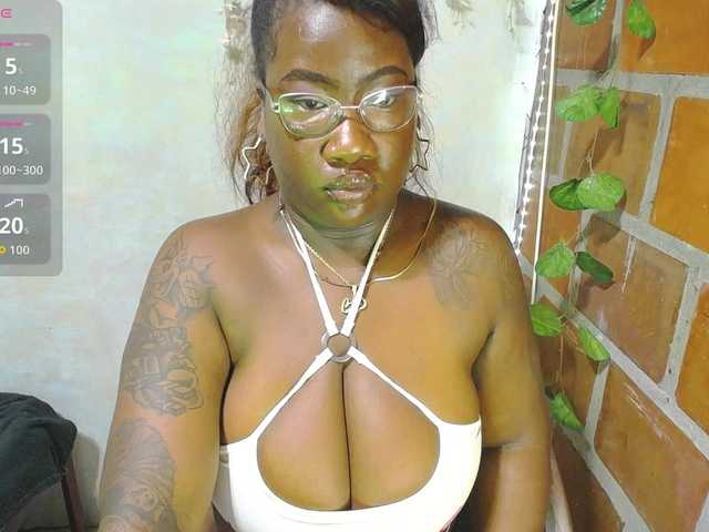 ROOSGONZALEX's BongaCams show and profile